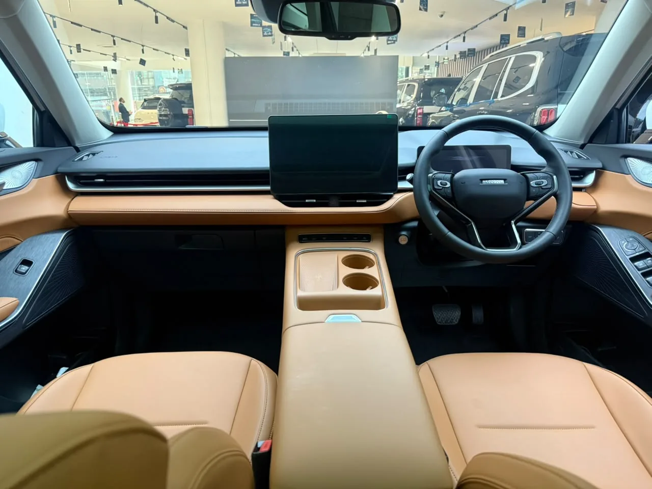 HAVAL H6 Tan / Brown interior